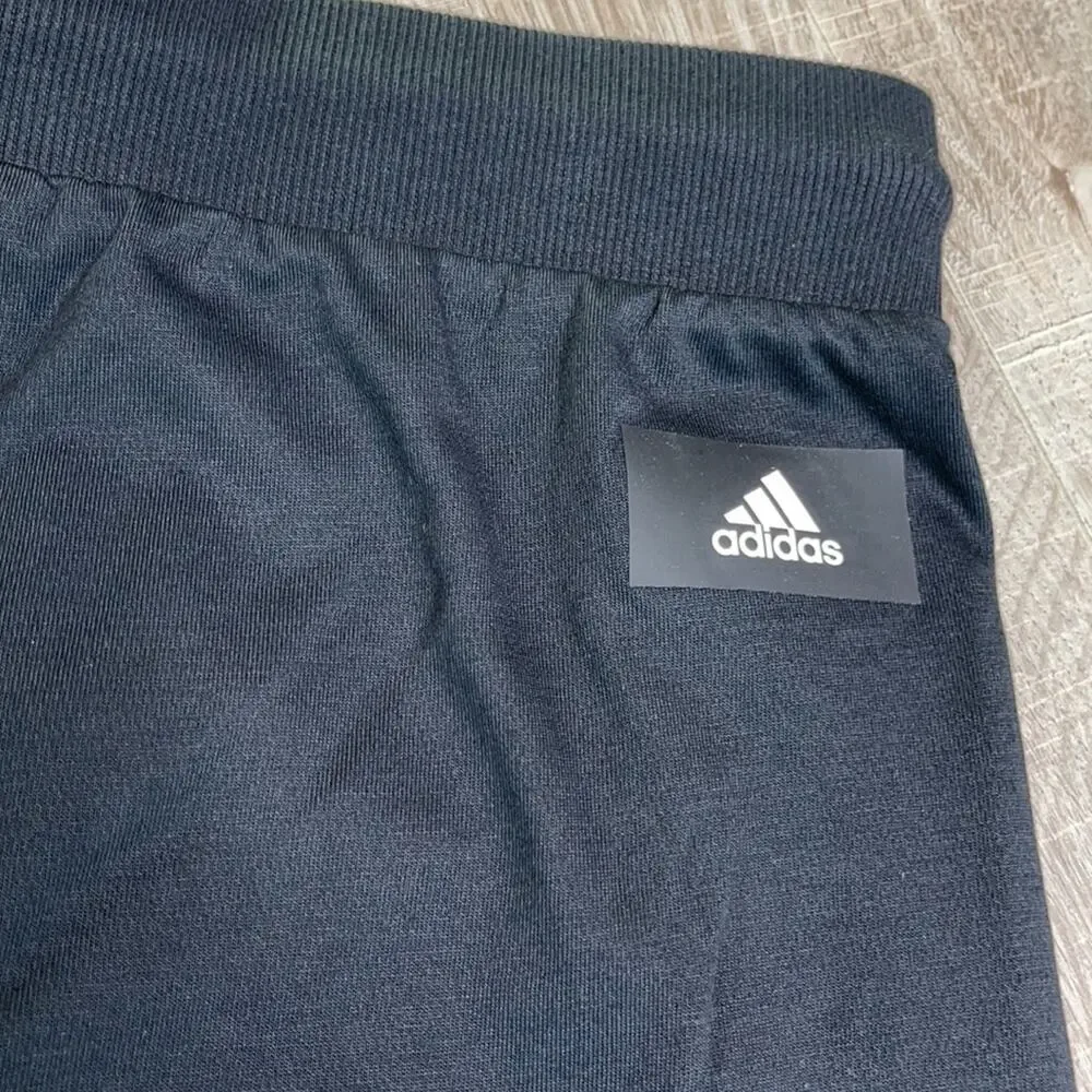 NWT ADIDAS Men’s Black Elastic Waist Multi Sport Athletic Shorts